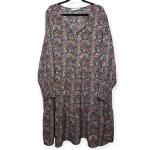 Pennington's In Every Story Plus 28 Woman Floral  Print Long Sleeve Flowy Dress